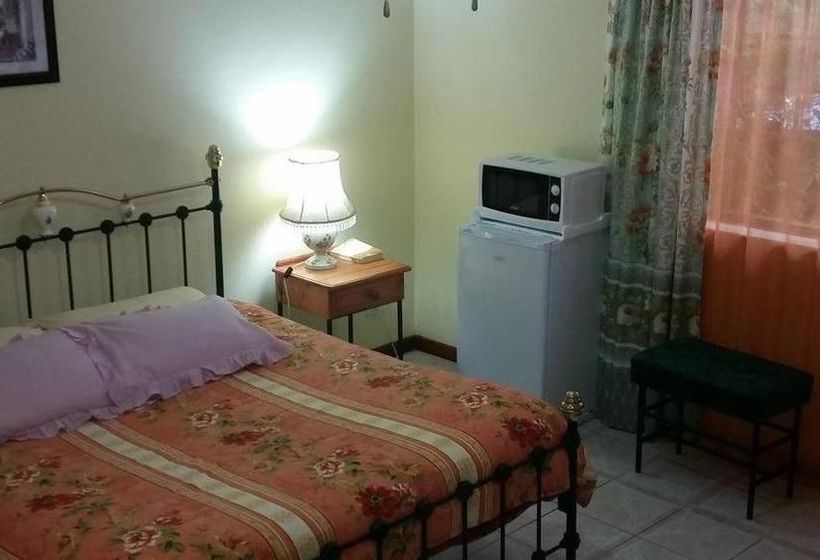 Pension Ebenezer Guest House Bluewater Bay 6