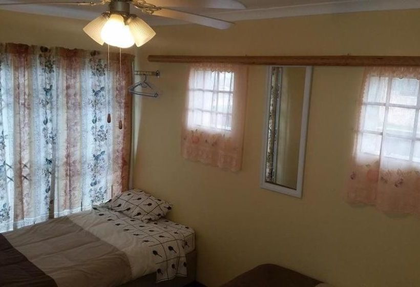 Pension Ebenezer Guest House Bluewater Bay 8