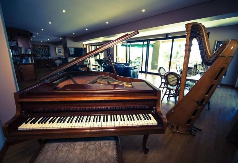 Pension Over The Moon Guesthouse 18