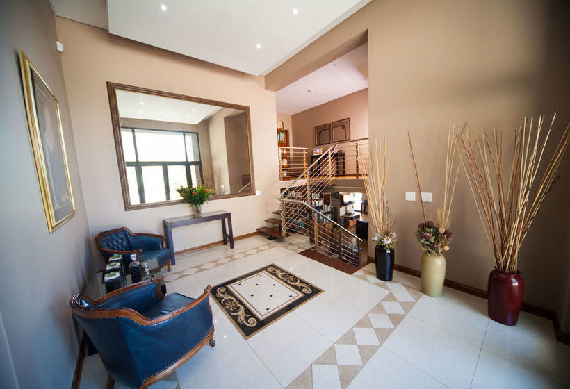 Pension Over The Moon Guesthouse 2