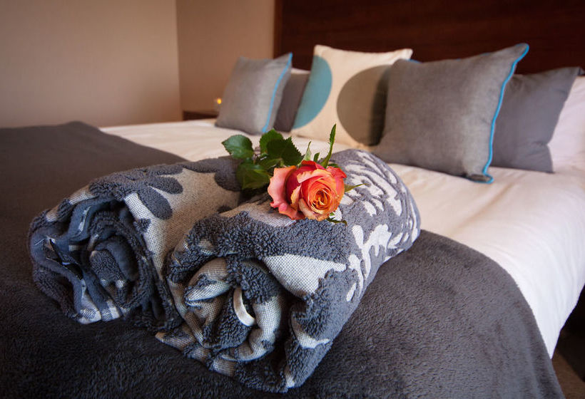 Pension Over The Moon Guesthouse 4