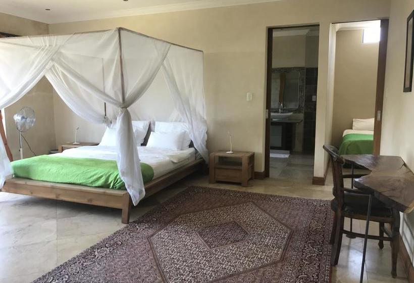 Pension Aramesh Luxury Guesthouse 8