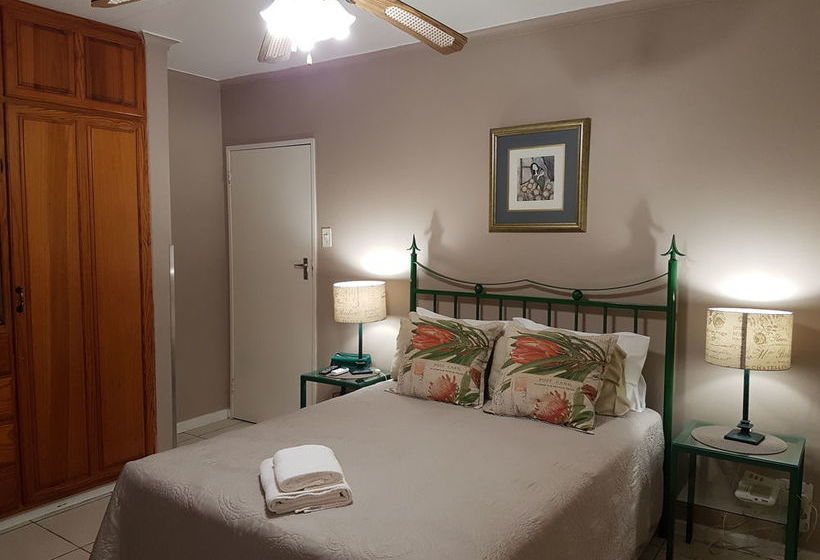 Pension Loerie Guesthouse 5