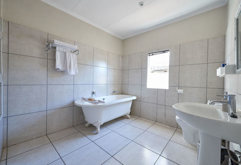 Pension 84 On Fourth 18