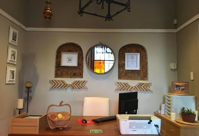 Pension 84 On Fourth 3