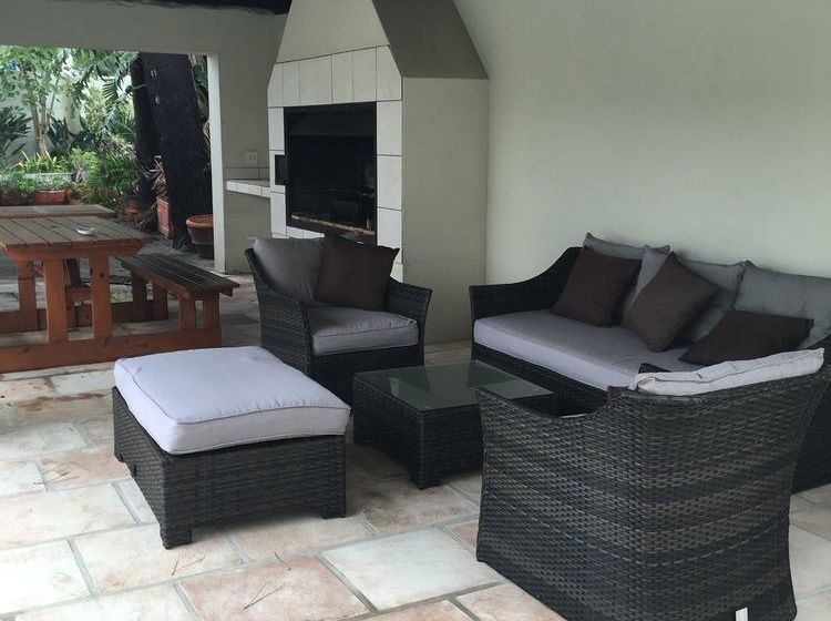 Pension Four Pines Lodge 9