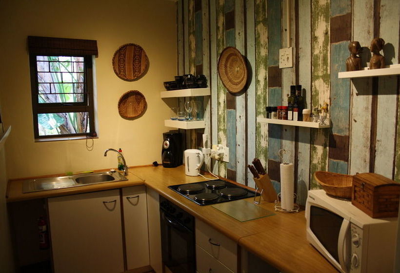 Pension Khashamongo Guesthouse 12