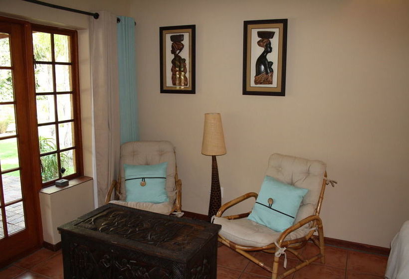 Pension Khashamongo Guesthouse 13