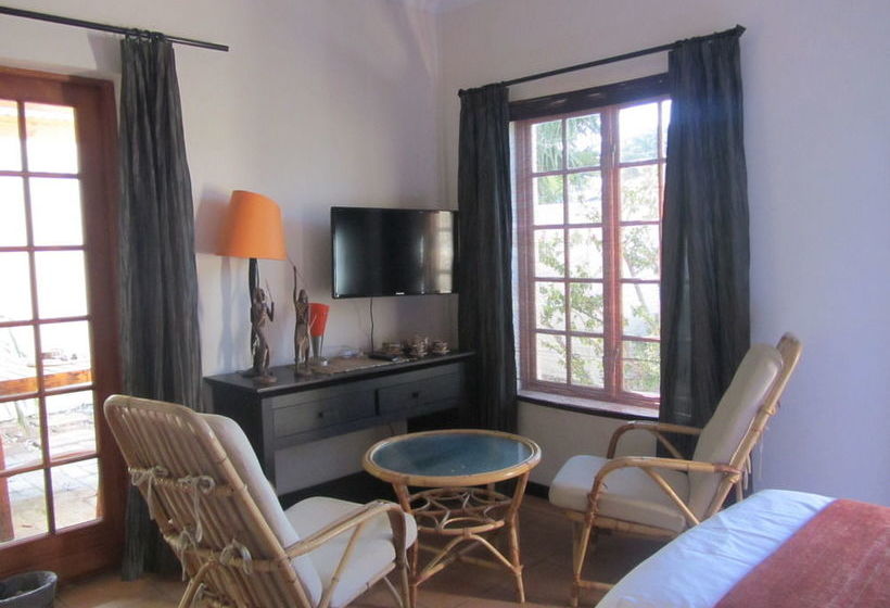 Pension Khashamongo Guesthouse 14