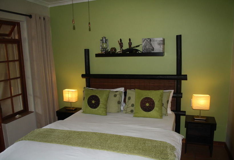 Pension Khashamongo Guesthouse 7