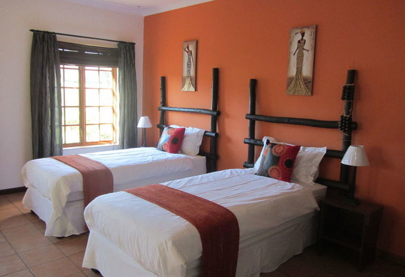 Pension Khashamongo Guesthouse 9