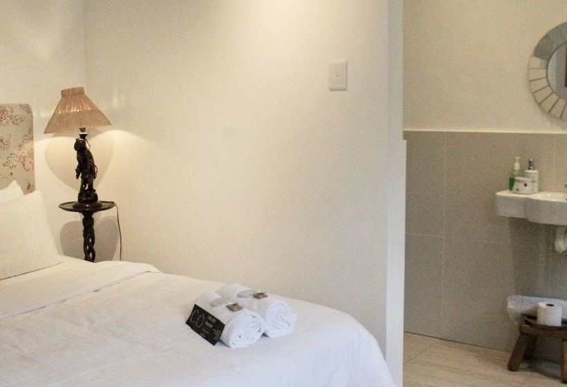 The John Bauer Pottery Studio And B&b 18