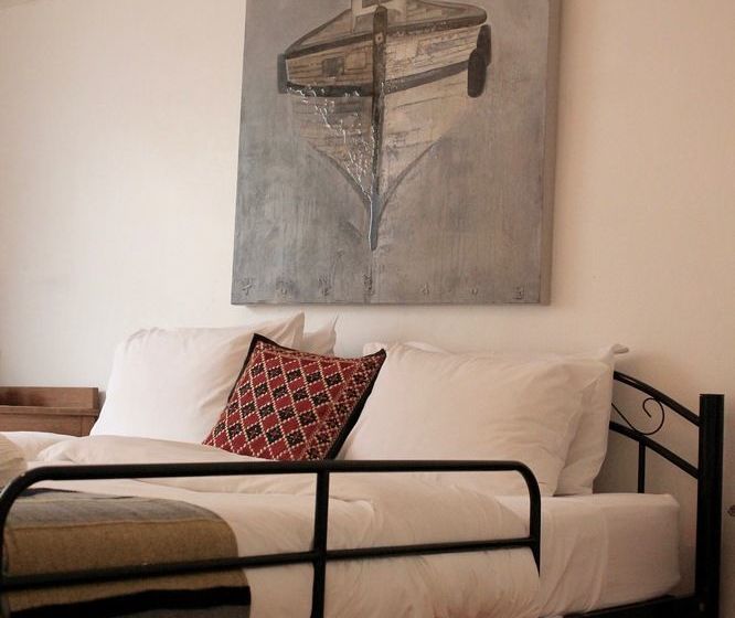 The John Bauer Pottery Studio And B&b 7