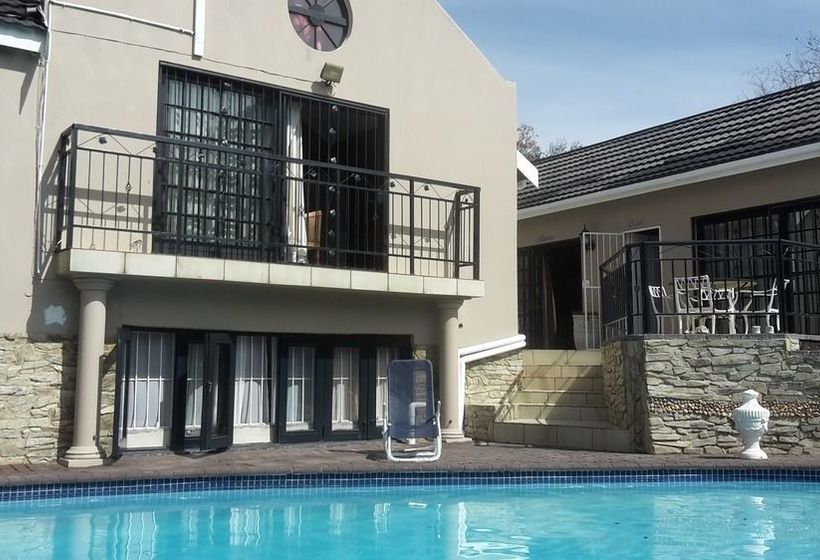 Pensión Muco Guest House Sandton