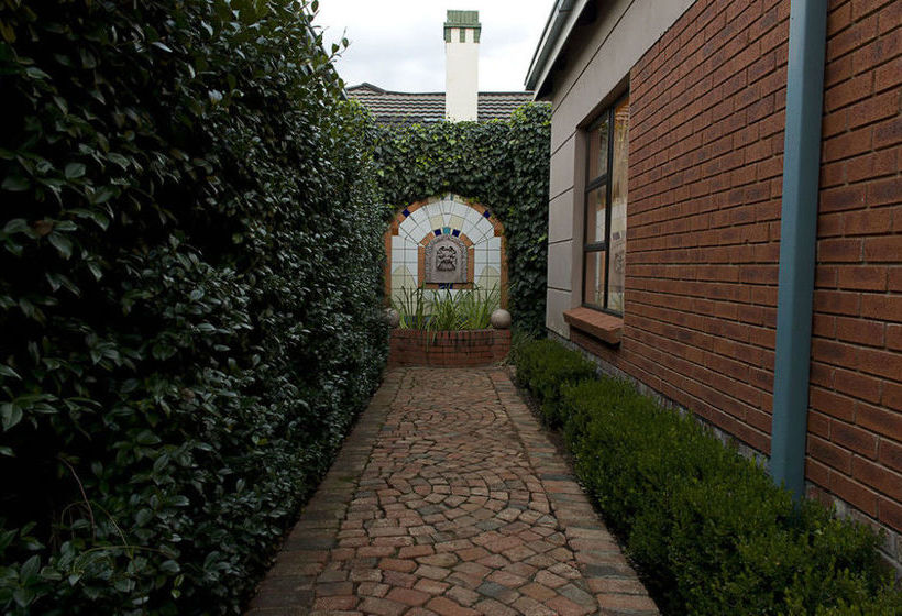 Pension Primavera Guest House 10