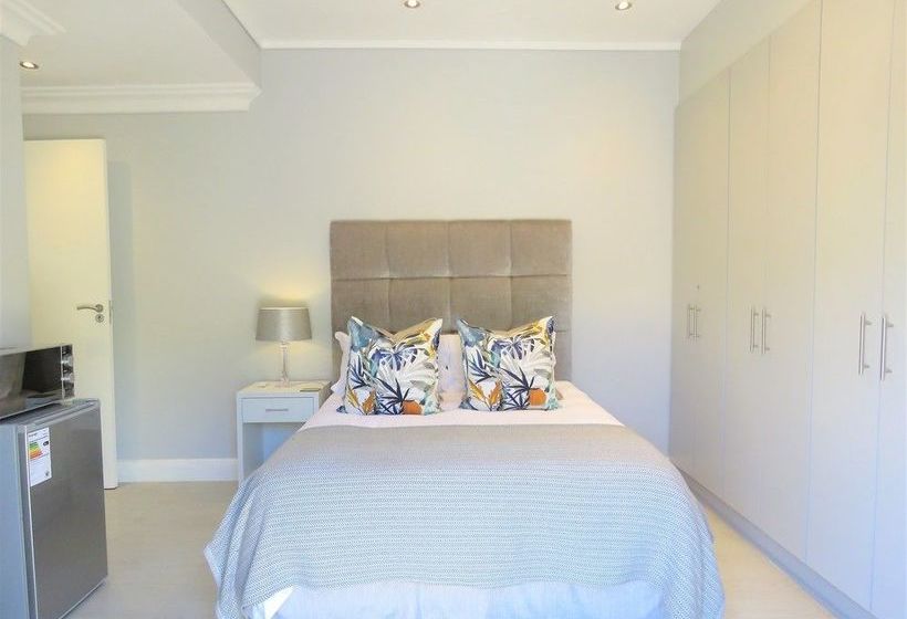 Sunset Beach Bellemar Residences 20