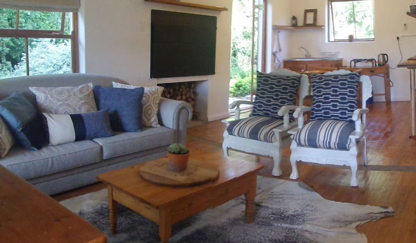 The Country Cottage 3