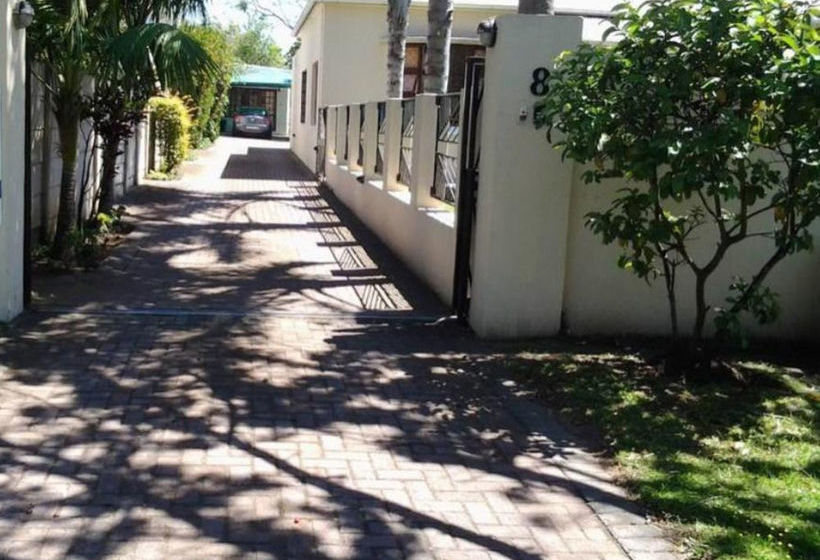 Pensión Warwick Place