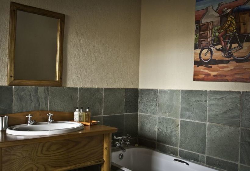 Hotel Sausage Tree Safari Camp 4