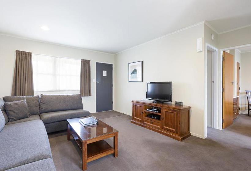 Motel Colonial Court Motor Inn 13