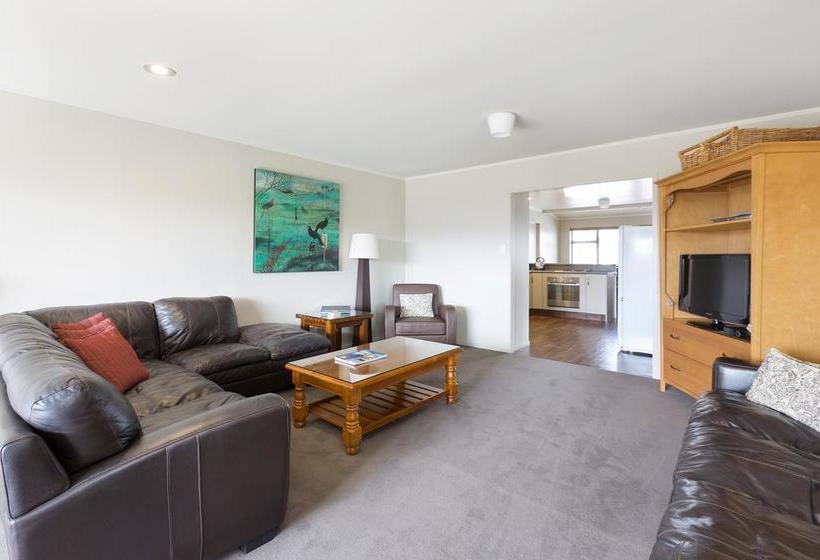 Motel Colonial Court Motor Inn 19