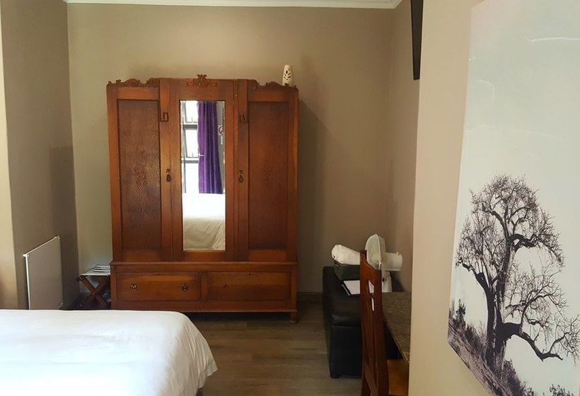 Pension Aerotropolis Guest Lodge 15