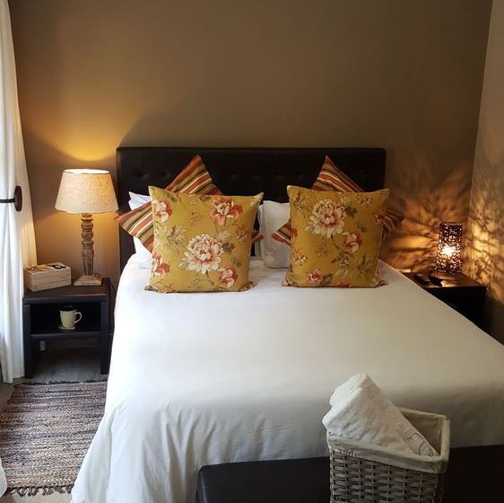 Pension Aerotropolis Guest Lodge 4