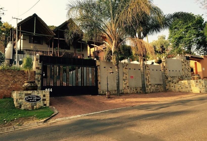 Pensión A Bed Above Gauteng