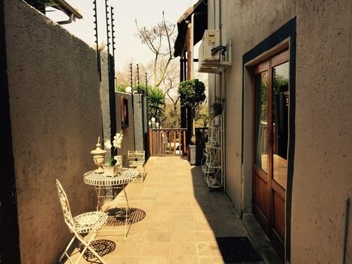 Pension A Bed Above 14