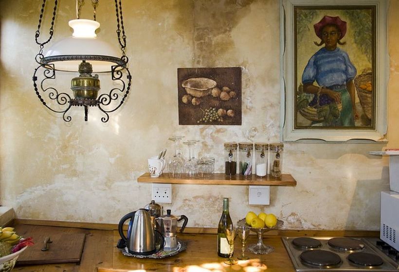 Kennedy's Beach Villa 9