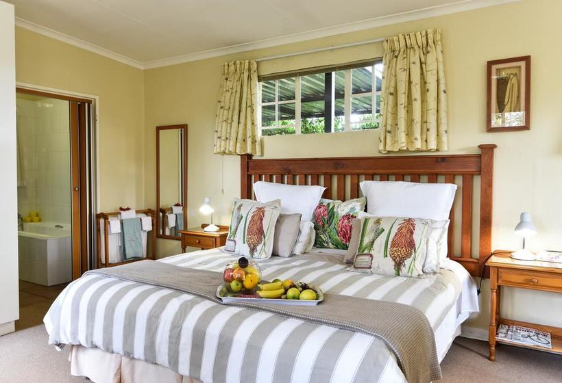 Bed and Breakfast Random Harvest Country Cottages 17