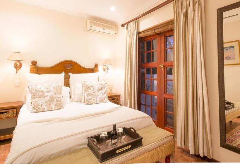 Pension Five Burnham 1