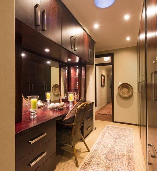 Pension Five Burnham 13