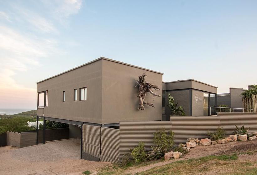 The House Quarters 13