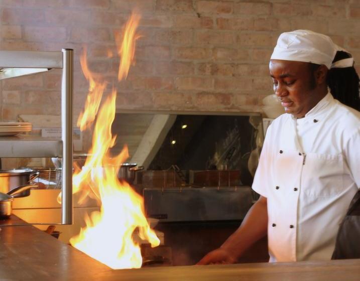 The House Quarters 19