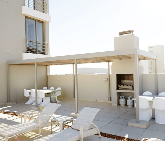 Antrim Luxury Apartment 506 18