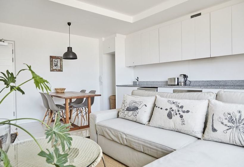 Antrim Luxury Apartment 506 3