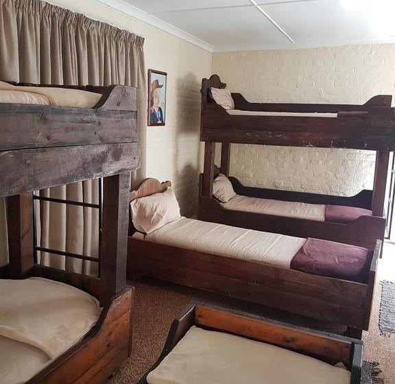 Hostel Oasis Shanti Backpackers 13