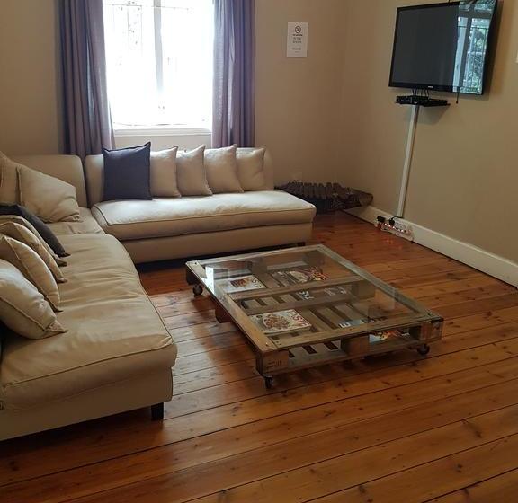 Hostel Oasis Shanti Backpackers 5