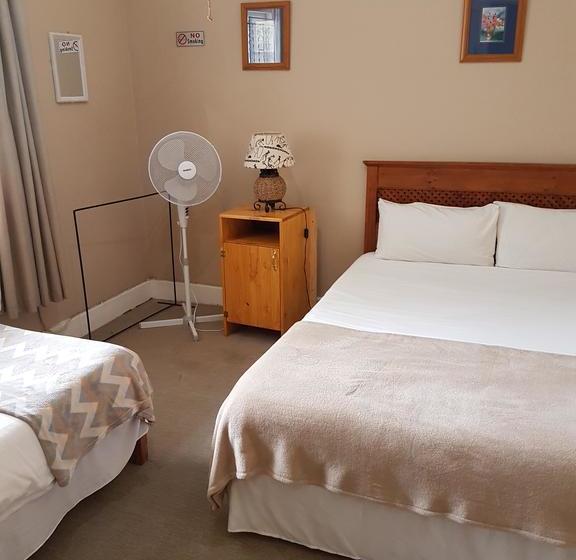 Hostel Oasis Shanti Backpackers 7