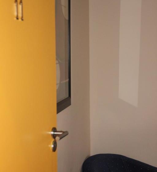 Hostel Forty8 Backpackers 17