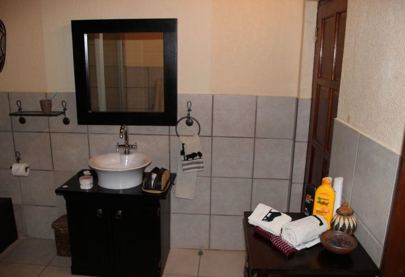 Bed and Breakfast River House 12