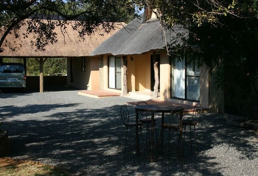 Bed and Breakfast River House 2