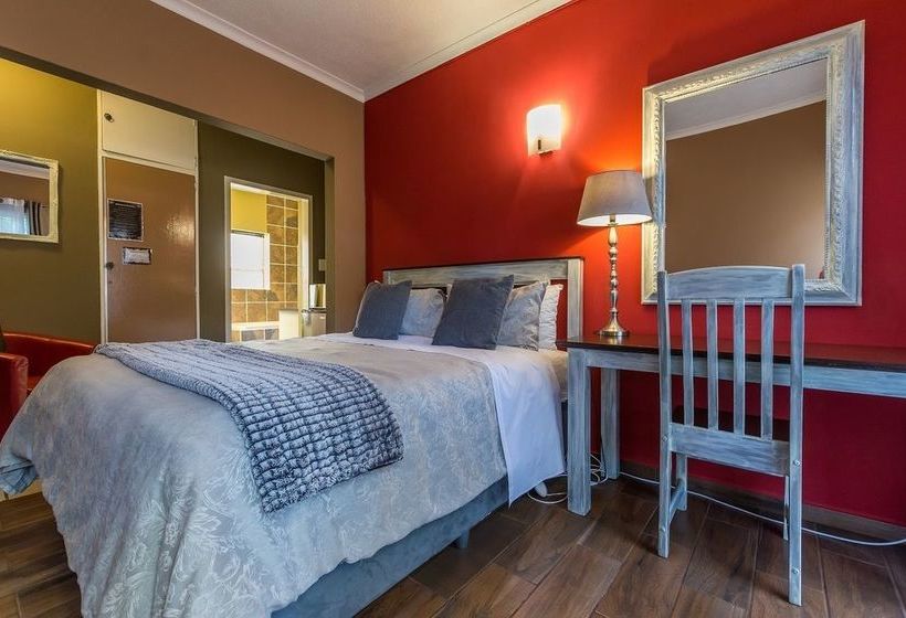 Pension Silverstone Guest House 10