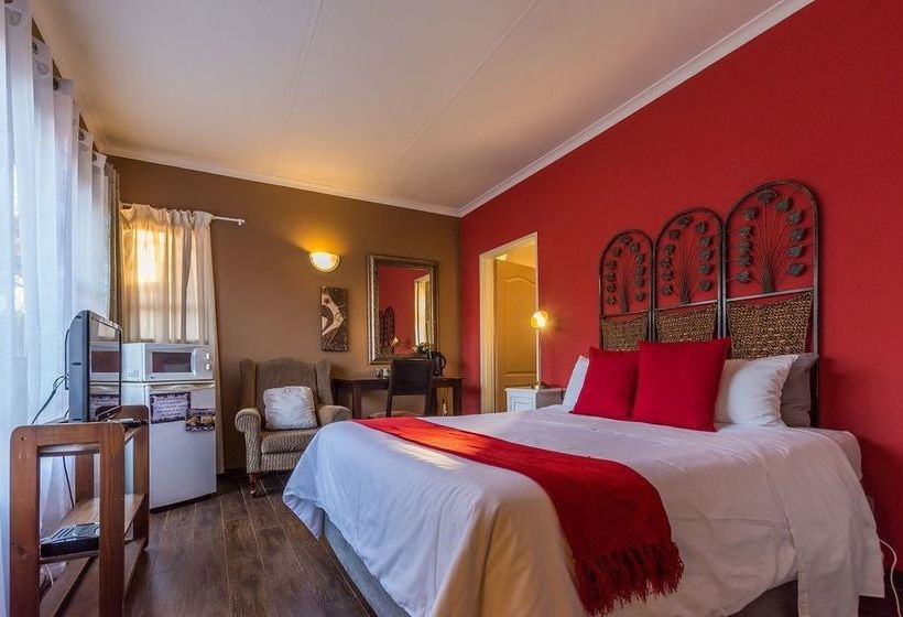 Pension Silverstone Guest House 3