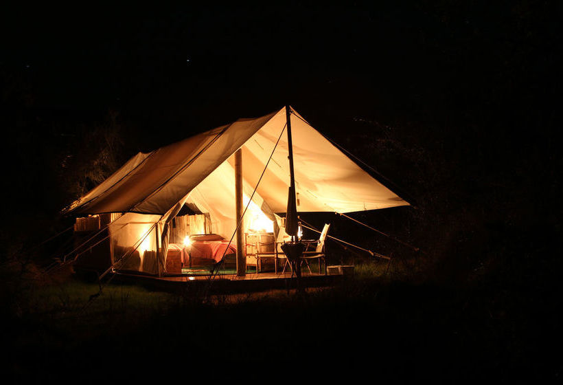 Hotel Quatermain's 1920's Safari Camp 20
