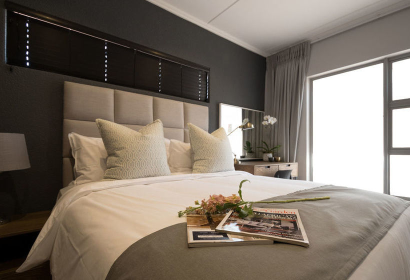 Insignia Luxury Apartments 3