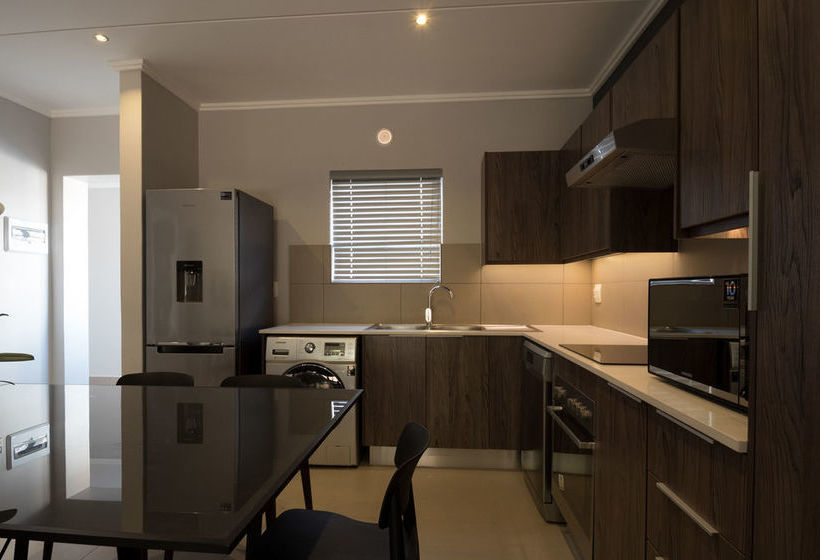 Insignia Luxury Apartments 5