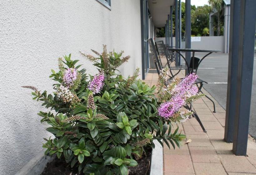 Motel Aquarius Motor Inn 13