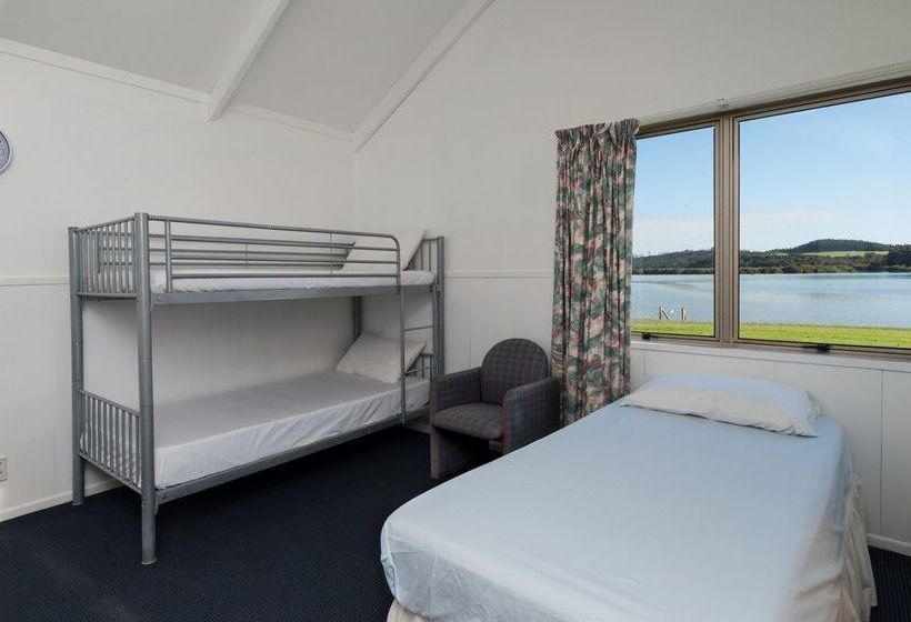 Hotel Waitangi Holiday Park 2